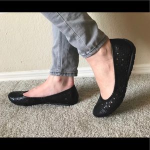 Naturalizer perforated flats. Size 4.5 women